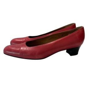 Vintage Coach Red leather pumps‎ size 9